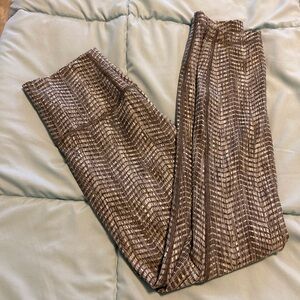 Lululemon Wunder Under HRTight 25”- Gray  and White Arrow Jacquard